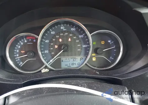 2015 Toyota Corolla Le Plus z USA, uszkodzony, nr VIN 5YFBURHEXFP273091